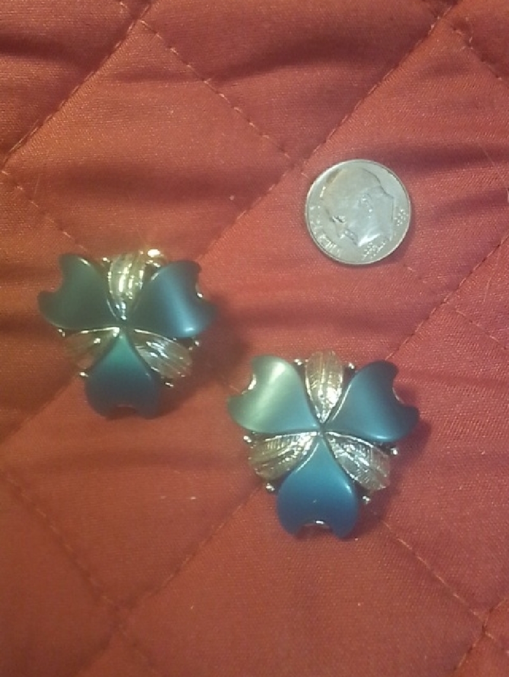 Elegant Teal Flower Clip-On Earrings - Brand